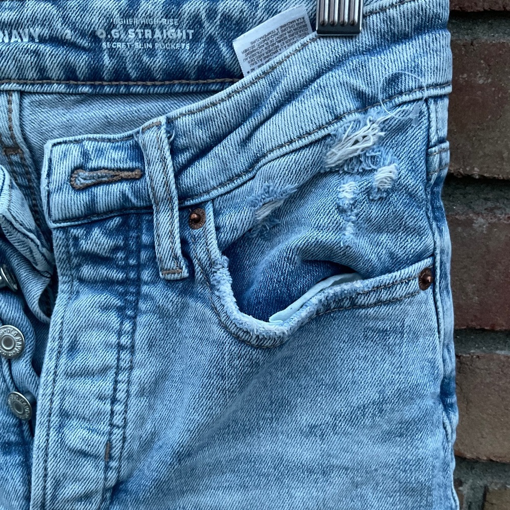 Perfect straight jeans